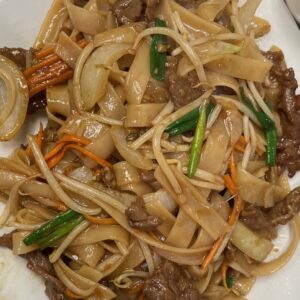 1 guest, Thai cooking class and Market tour